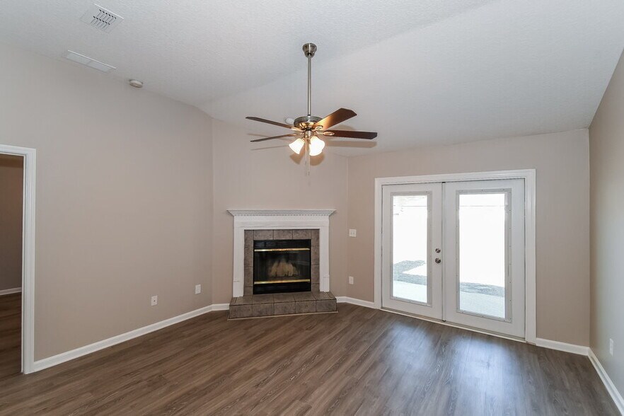 Building Photo - 7941 Collins Bay Ct