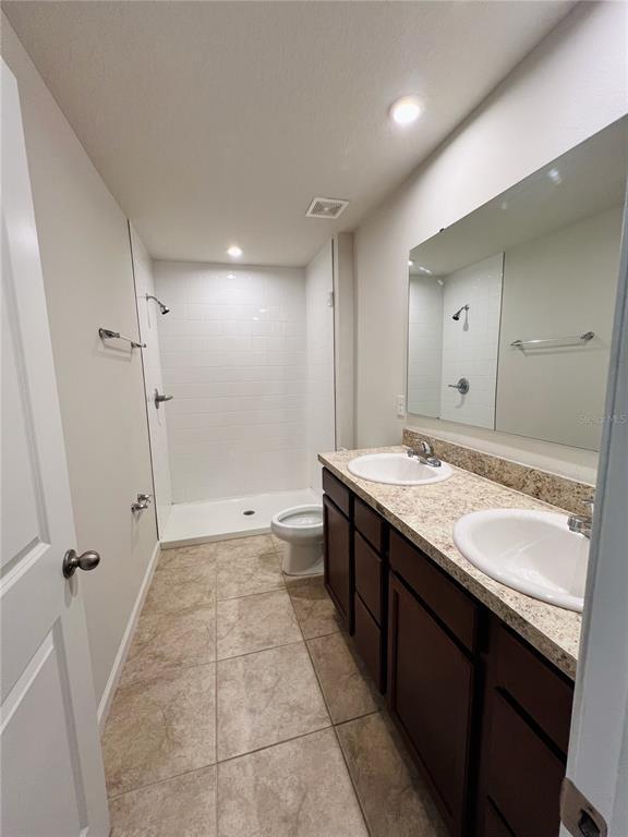 Building Photo - 308 Fiddlewood Ct