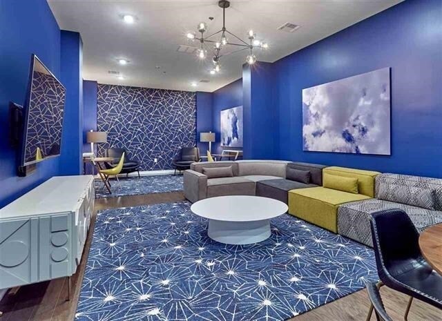 Building Photo - 250 AVENUE E