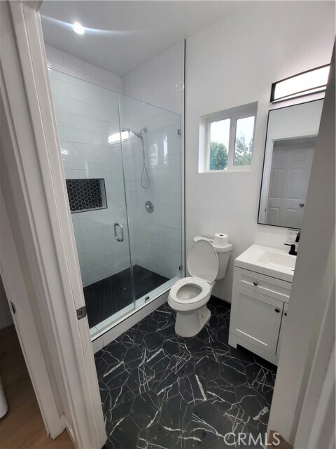 Building Photo - 7103 Yarmouth Ave