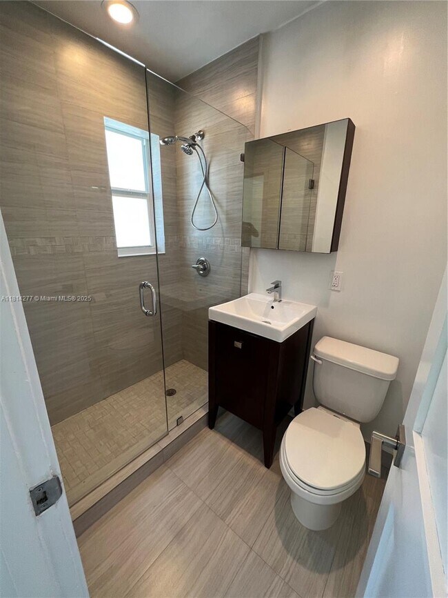 Building Photo - 6330 SW 79th St