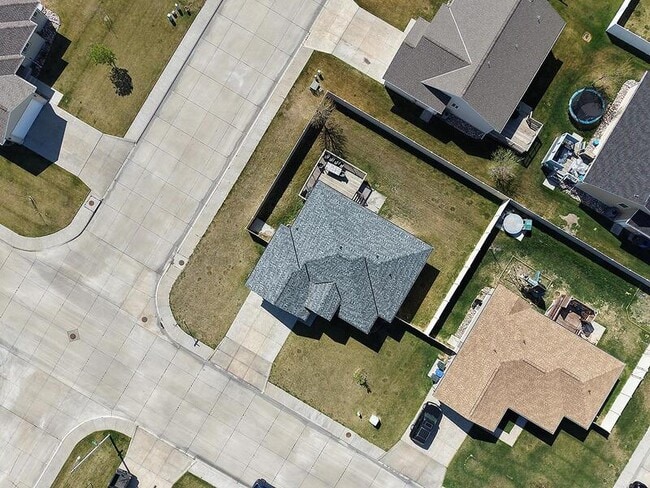 Building Photo - 4225 Yarrow Dr