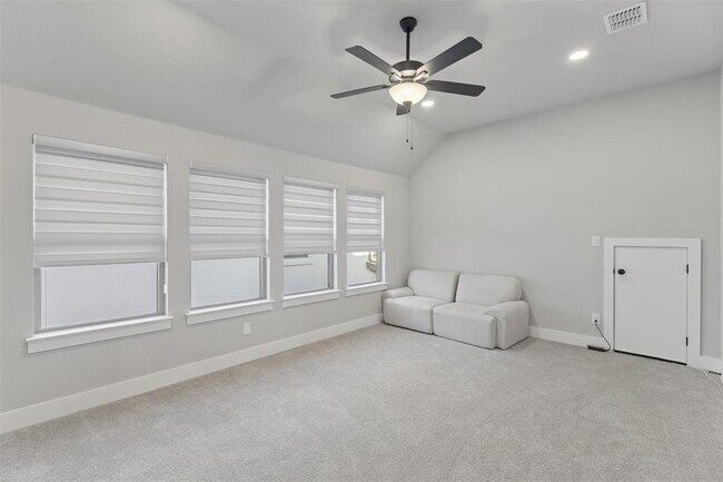 Building Photo - 1508 Cardinal Ln