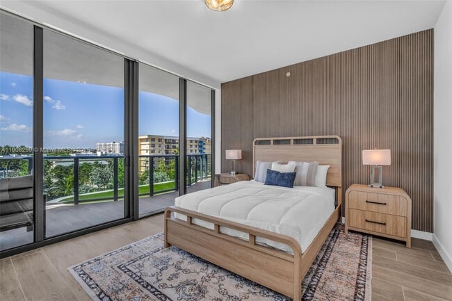 Building Photo - 900 N Ocean Blvd