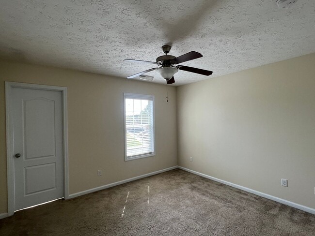 Building Photo - Nice two bedroom two and a half bath town home in Carolina Forest. Just minutes to area bases, be...