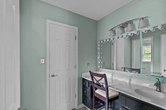 Building Photo - 103 Knollwood Ct