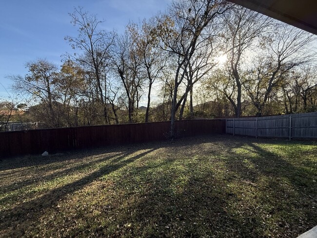 Building Photo - 414 Hidden Path