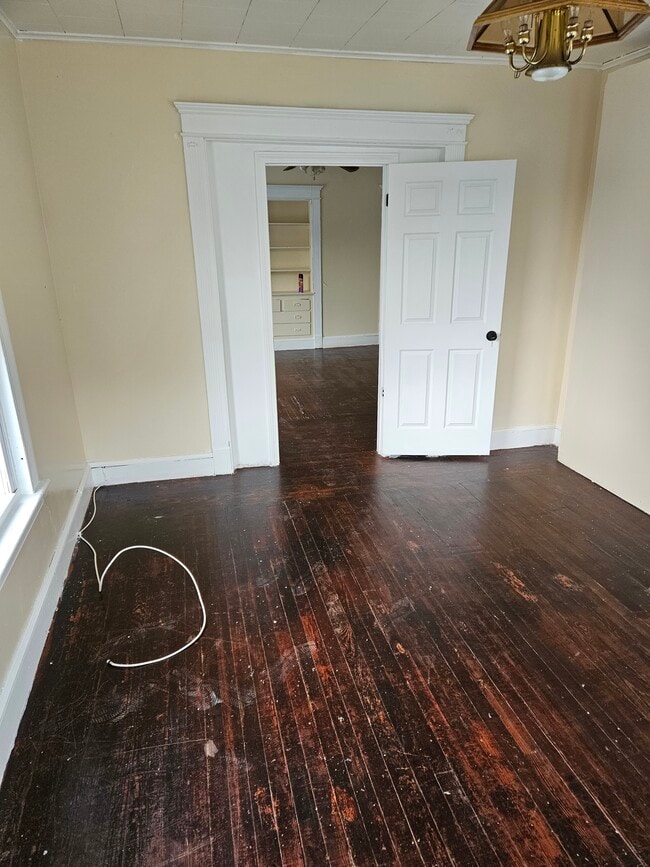 Building Photo - 54 Wildwood Ave