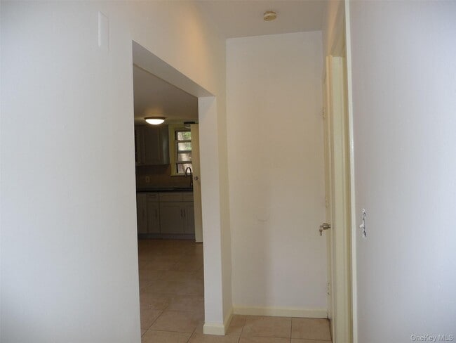 Building Photo - 67 Hulse Ave