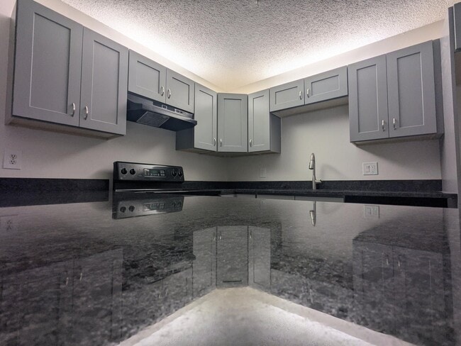 Building Photo - 2191 White Pine Cir