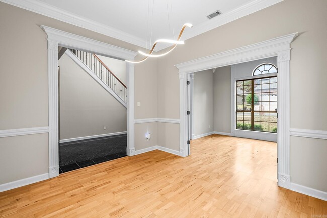 Building Photo - 3005 Mossy Creek Dr