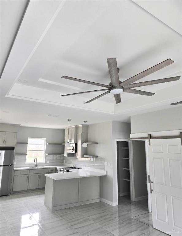 Building Photo - 13 Dragonfly St