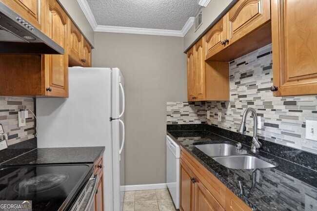 Building Photo - 53 Monet Ct NW