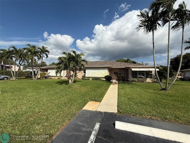 Primary Photo - 1397 High Point Way