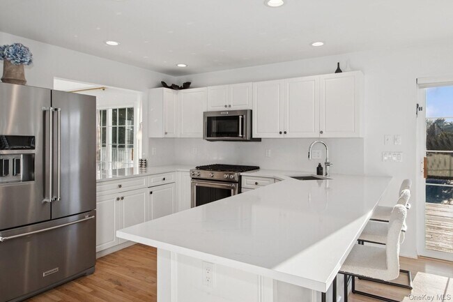 Building Photo - 62 Sea Farm Ln