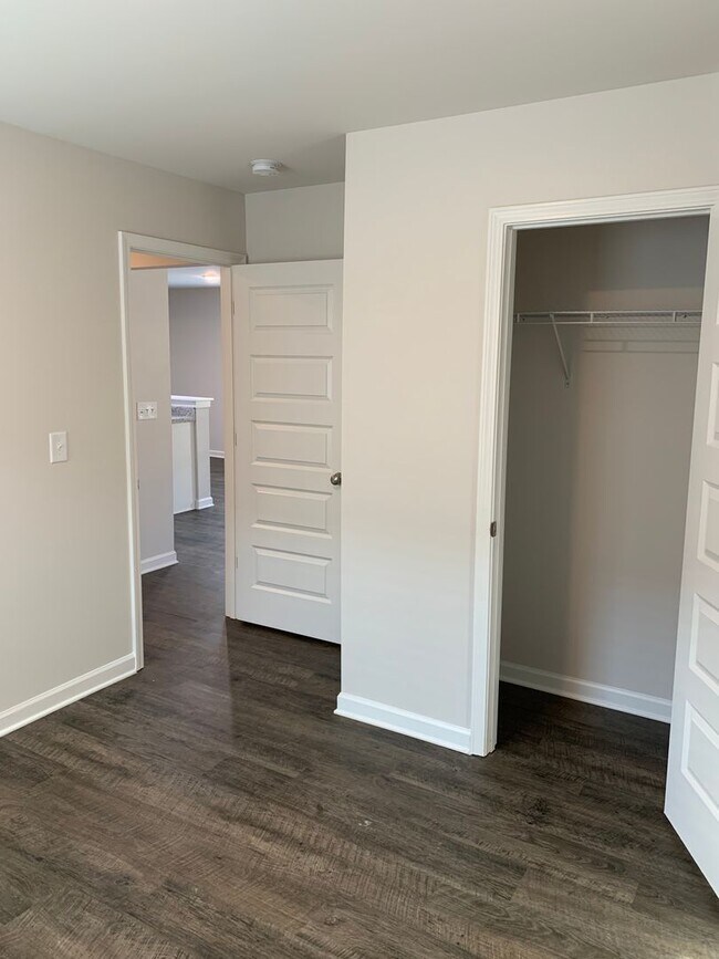 Building Photo - *PRE-LEASING*  Three Bedroom | Two Bathroo...