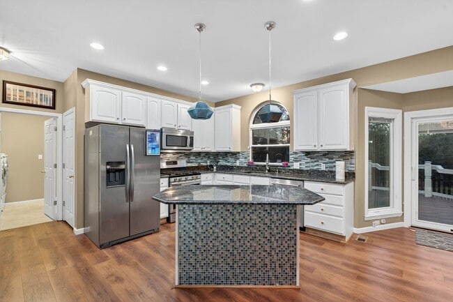 Building Photo - Stunning 4,166 Sq. Ft. Home in Westridge Oaks – Upgraded Throughout!