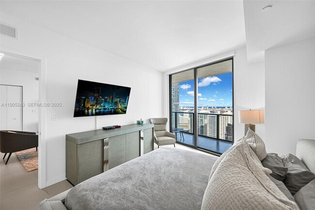 Building Photo - 1300 S Miami Ave