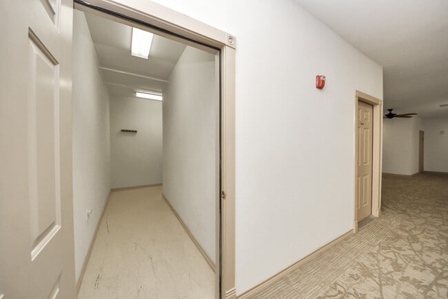 Building Photo - 2400 McCue Rd