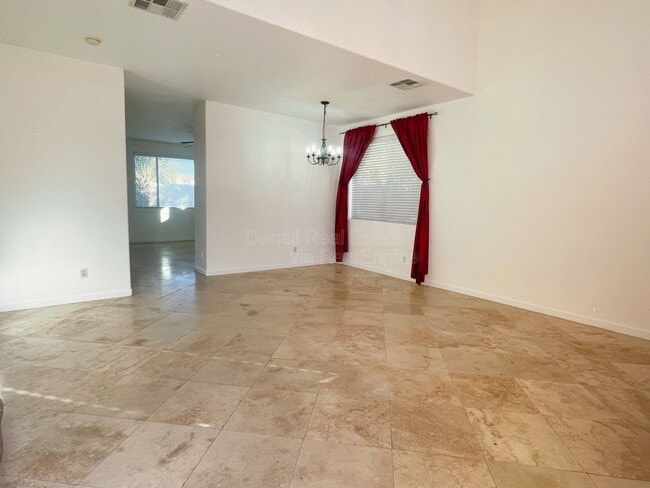 Building Photo - 2211 S Harper