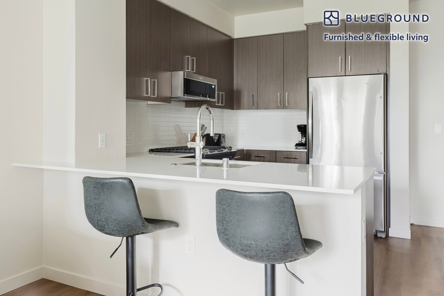 Building Photo - 2333 Calle Del Mundo