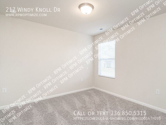 Building Photo - 217 Windy Knl Dr