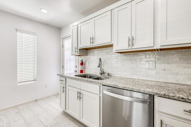 Building Photo - 12441 Polo Norte Dr
