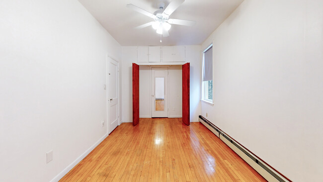 Building Photo - 4519 N Artesian Ave