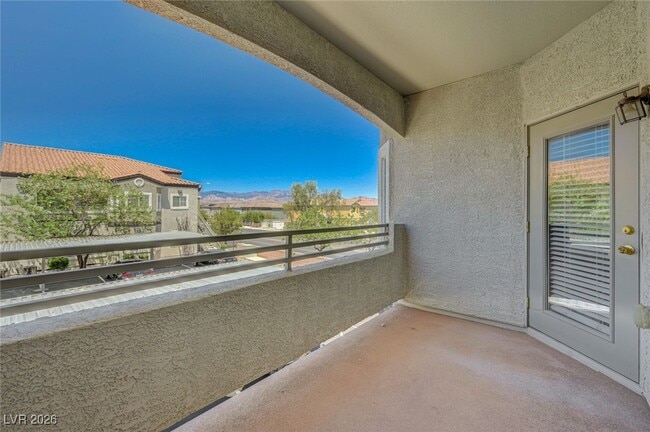 Building Photo - 6160 Rumrill St