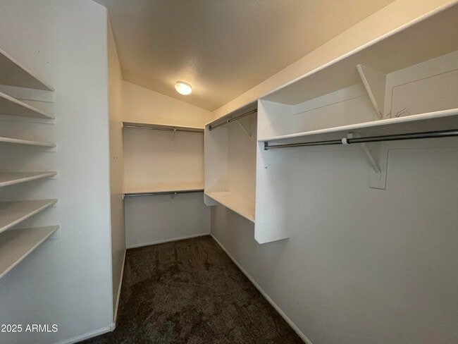 Building Photo - 1605 E Melanie St