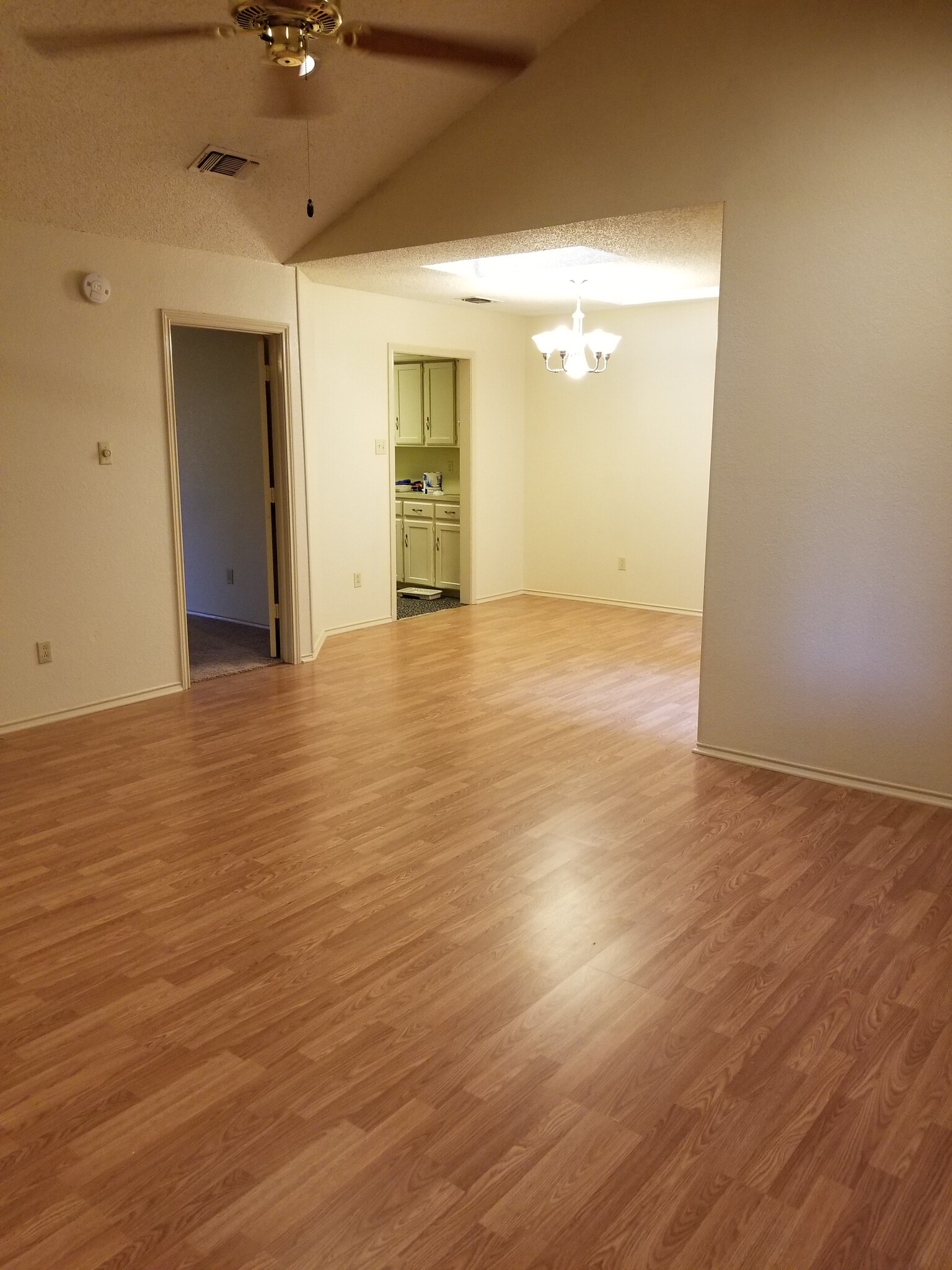 Dining room - 108 N. Troy