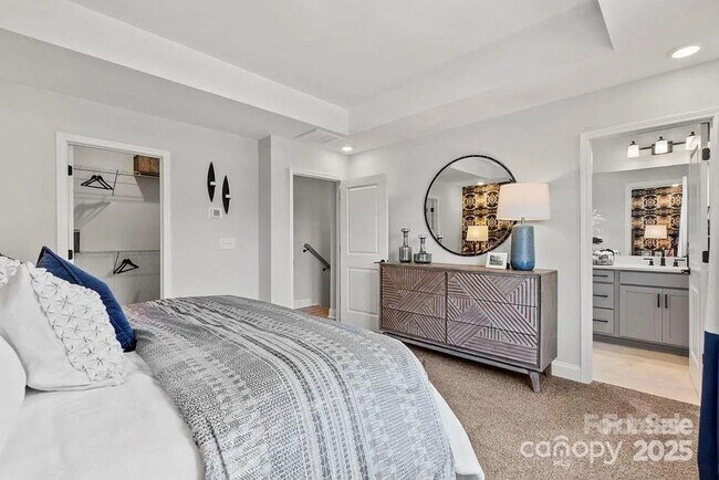 Building Photo - 5029 Westmead Ln