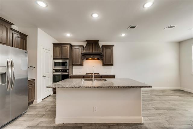 Building Photo - 10813 Brownwood Pl
