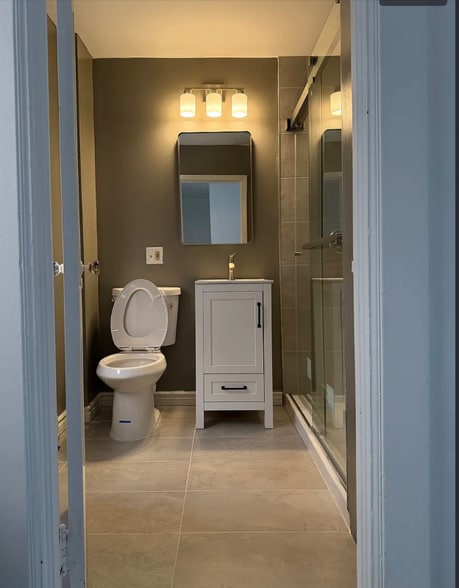 Building Photo - 220 Hart Blvd