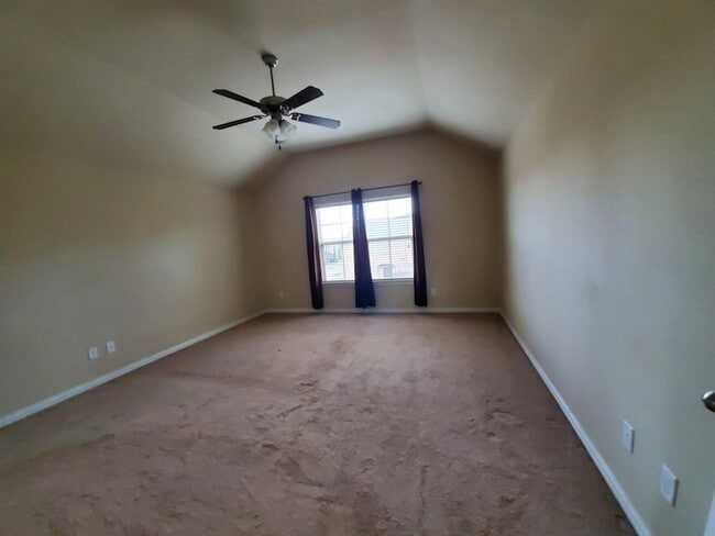 Building Photo - 4171 Florence Dr