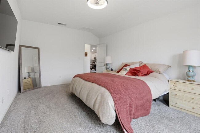 Building Photo - 129 Esparza Dr