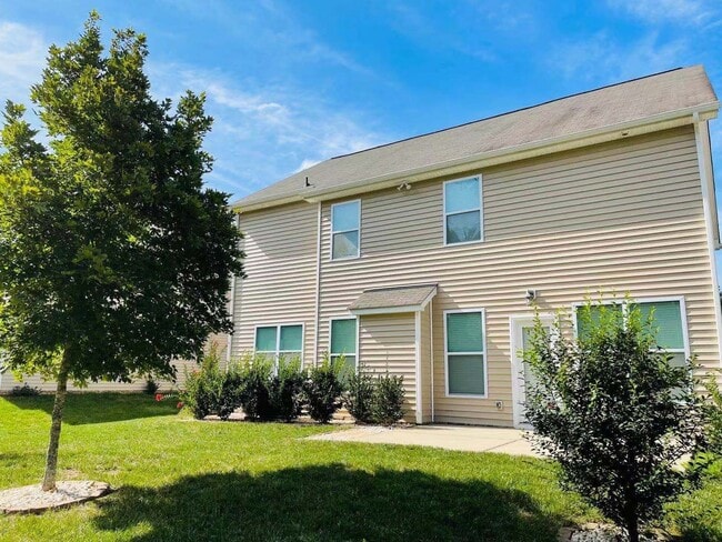 Building Photo - 6126 Trailwater Rd