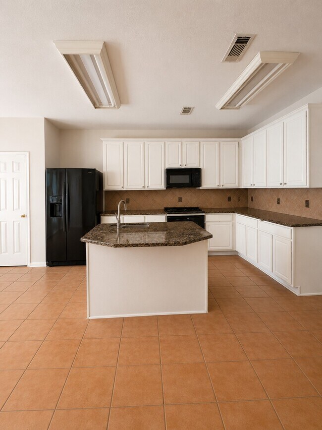 Building Photo - 11607 Bay Ledge Dr