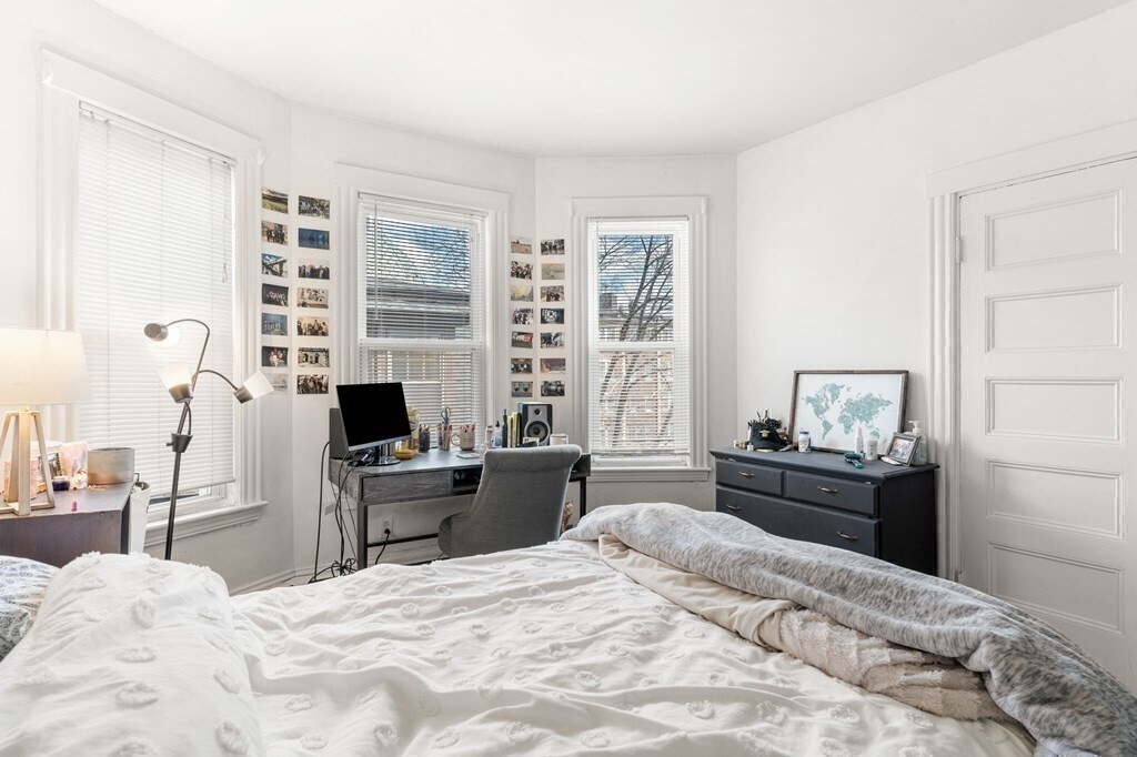 Building Photo - 27 Ellery St