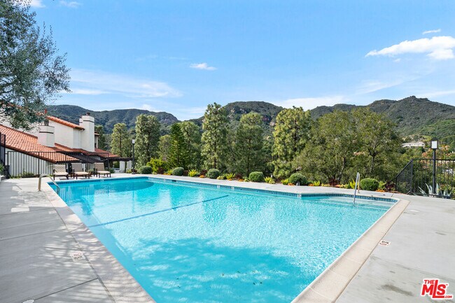 Building Photo - 1548 Michael Ln