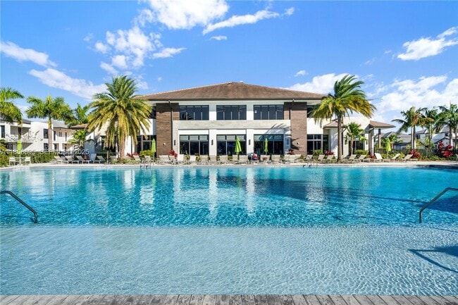 Building Photo - 4413 NW 83rd Path