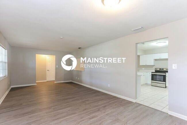 Building Photo - 4 Bedroom Pet-Friendly Home in Brandon, FL...