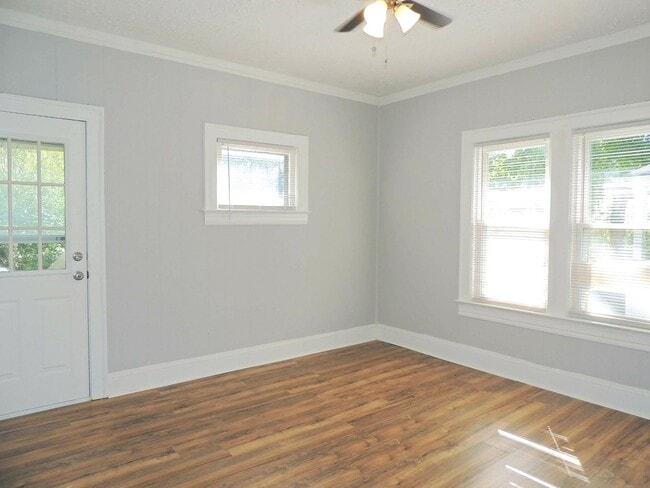 Building Photo - 3669 Hildana Rd