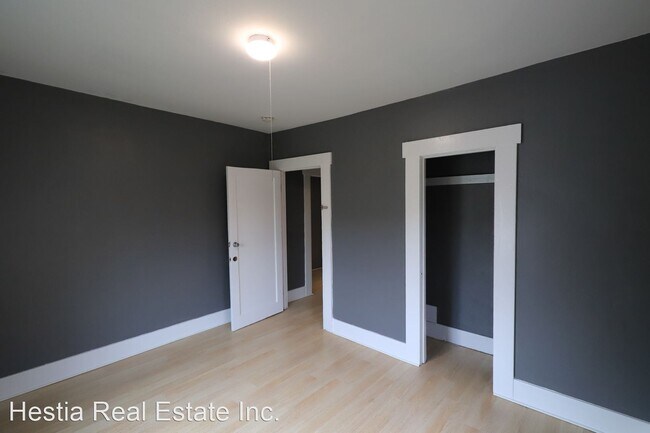 Building Photo - 1307 Peach Ct
