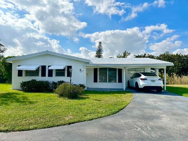 Primary Photo - 4371 NW 1st Terrace