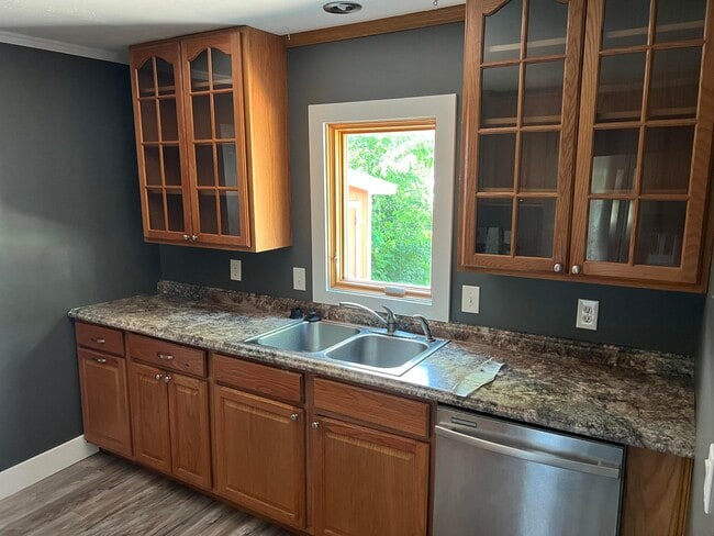 Building Photo - 807 Clinkscales Rd