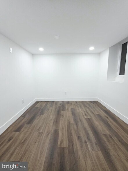 Building Photo - 1520 S 22nd St