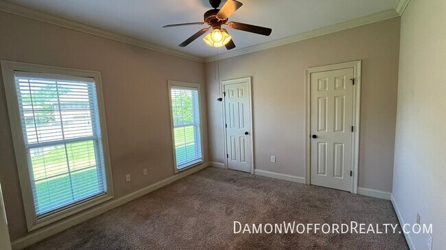 Building Photo - 610 Salems Ct
