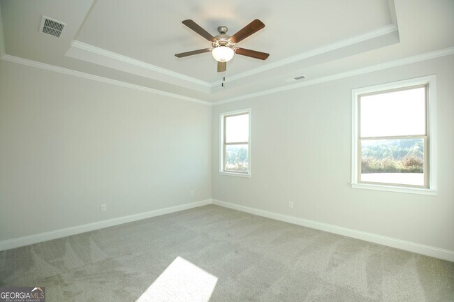 Building Photo - 452 Hellen Vly Dr