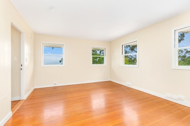 Building Photo - Rare Find: Tantalus Rustic Charm: BRAND NEW KITCHEN CABINETS AND COUNTE